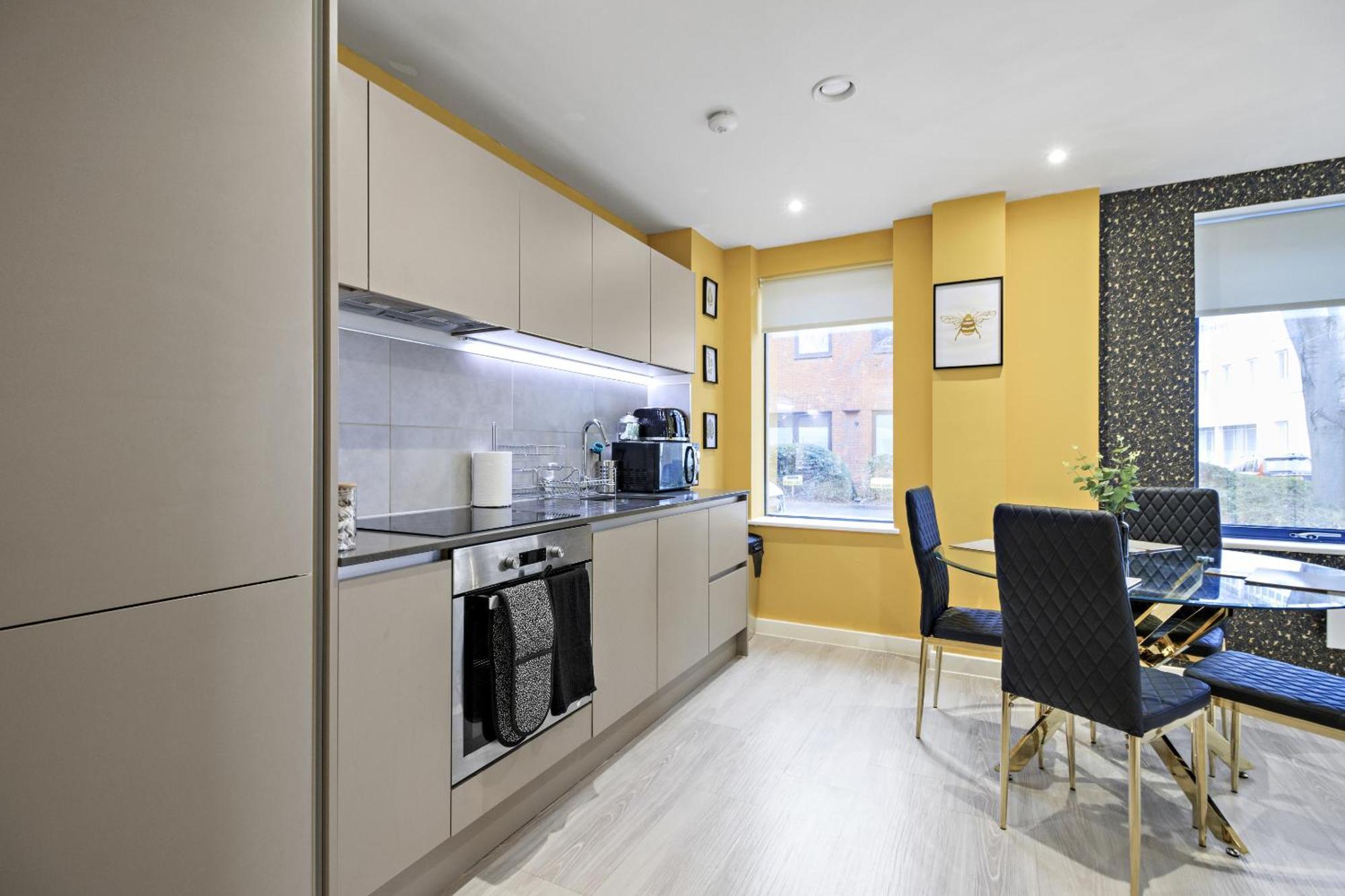 Linacre 1&2 - One And Two Bed Flat Behind The Cathedral With Free Parking And Fast Wifi Exeter Quarto foto